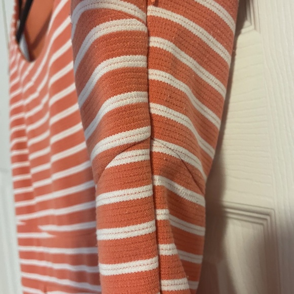 Cute Burnt Orange and Cream stripped dress Size S - Picture 4 of 4